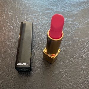 Chanel rouge allure velvet 42 lipstick